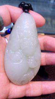 和田玉貔貅手把件