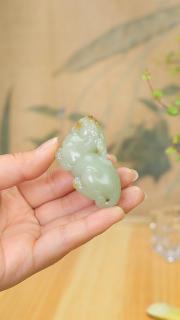 精品和田玉糖白挂件玉质温润