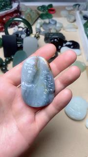 精品和田玉青花籽料