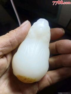 新疆和田玉招财貔貅把件