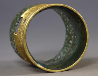 臻品旧藏老和田玉包金錾刻帽冠 高10厘米,长20厘米,宽9.5厘米,重225克