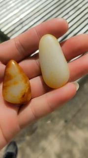 和田玉籽料原石完整包金料