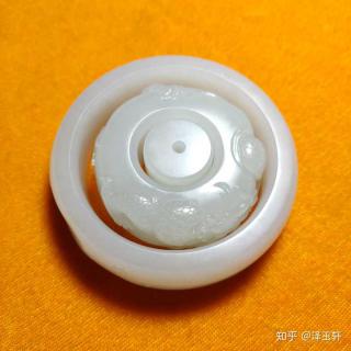 和田玉白玉手镯俄料玉镯 和田玉手镯白玉玉镯 和田玉白玉金银错手镯