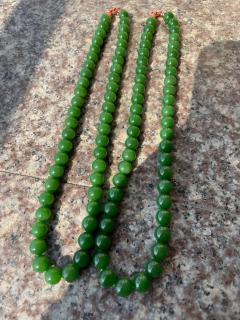 和田玉碧玉项链,俄碧料子,12mm.大珠子,这颜色真的没得说